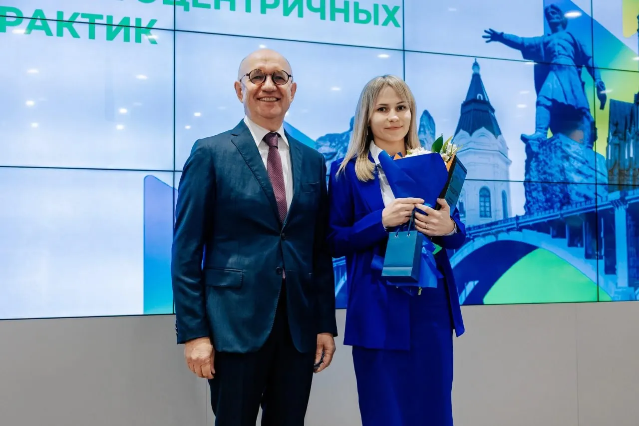 Виктор Новиков покинул пост руководителя агентства после почти 19 лет работы. Временно обязанности возьмёт на себя его бывший заместитель Сергей Селюнин.