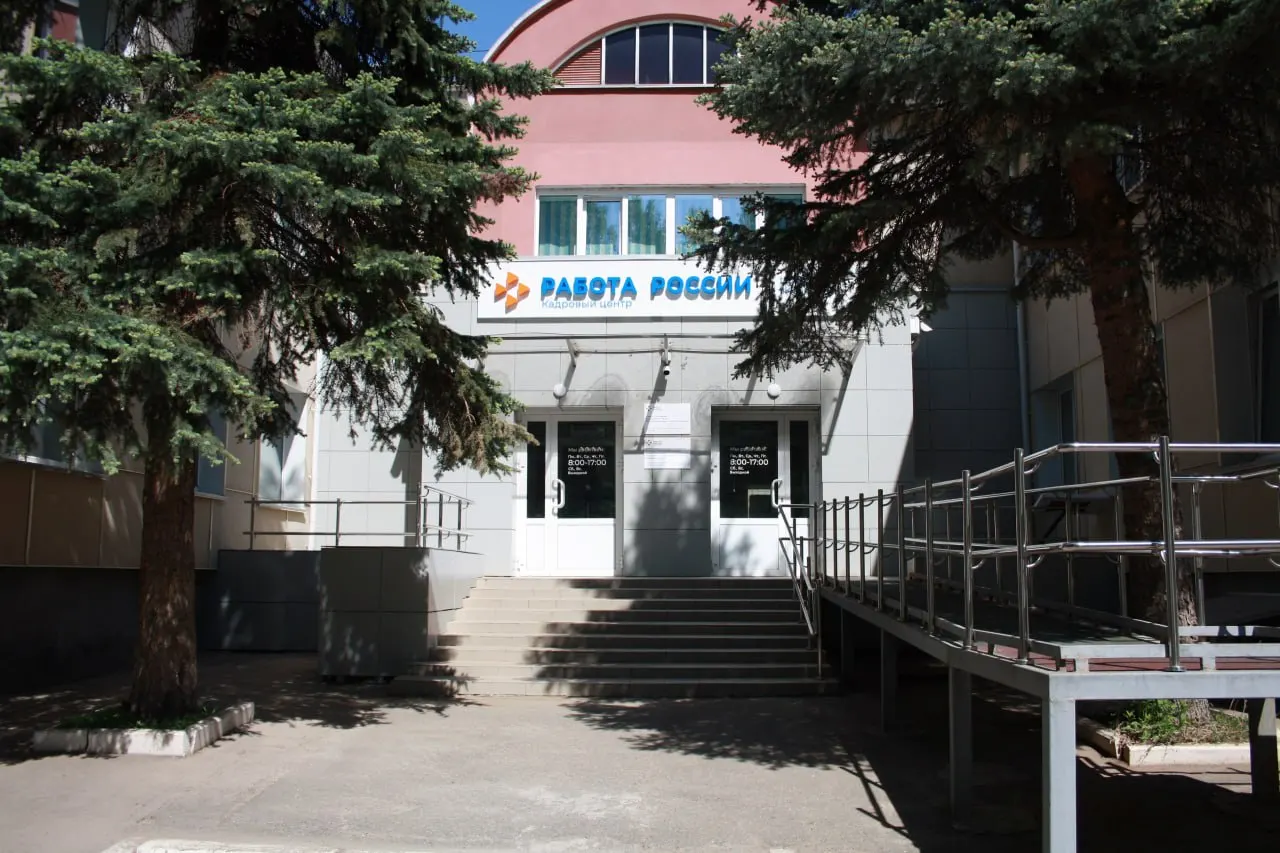 В республике заявили, что с начала года 118 участников СВО и 80 их родственников нашли работу благодаря комплексной программе сопровождения, профобразования и государственной поддержке.