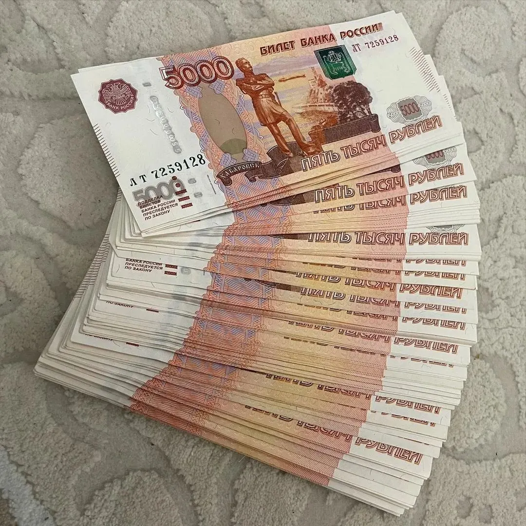 В Госдуме предложили закрепить выплату 13-й зарплаты к 1 мая — премию не ниже среднего заработка. Инициатива направлена на поддержку работников и частичное сглаживание последствий инфляции.
