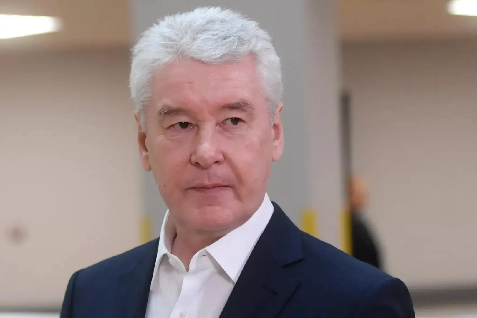 Распоряжением от 19 мая 2026 года освободили от должностей руководителей восьми районов. Власти объясняют увольнения замедлением роста бюджетных доходов и планируемым сокращением штата чиновников.
