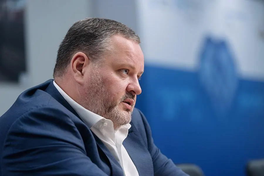 Глава Минтруда Антон Котяков рассказал о планах по выводу из тени значительной части занятых: в 2025 году было легализовано около 1 млн человек, общий объём теневой занятости оценивается в ~5,3 млн.