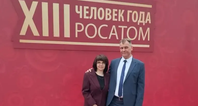 Александр Плужников, докер-механизатор Калининградского морского торгового порта, стал одним из трёх победителей дивизионной номинации «Докер‑механизатор» в отраслевой премии «Человек года Росатома — 2025». Организаторы оценивали результаты работы, профессионализм и приверженность корпоративным ценностям.